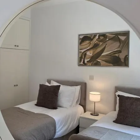 Apartment Pineview Heights By Staycom