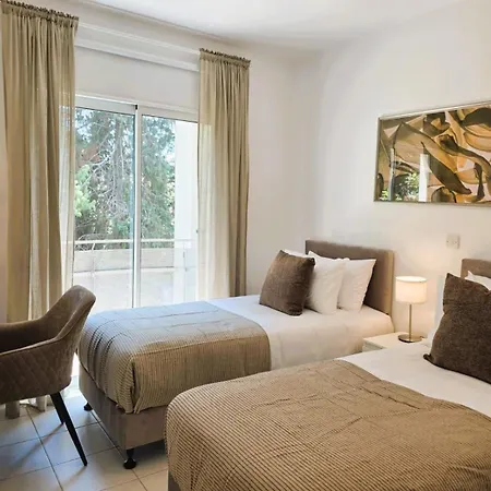 Apartman Pineview Heights By Staycom *