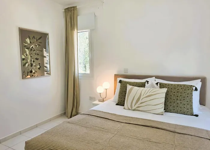 Pineview Heights By Staycom Paphos
