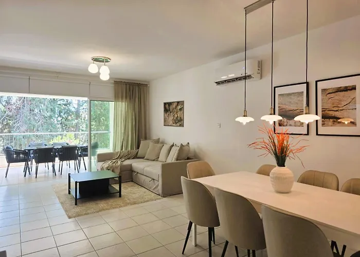 Pineview Heights By Staycom * Paphos