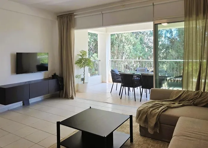 Pineview Heights By Staycom